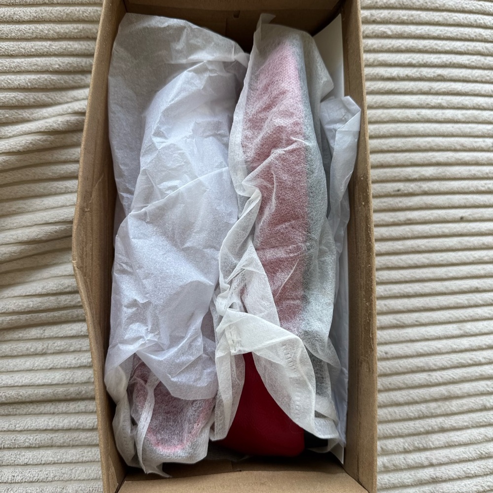 Steve Madden Danseur Red Patent Ballet Flats - Size 38